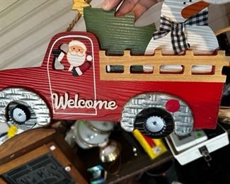 CHRISTMAS WELCOME SIGN