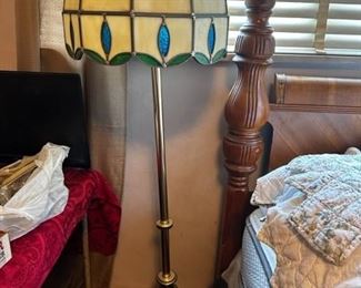LAMP FLOOR LAMP STAINED GLASS YELLOWBLUE