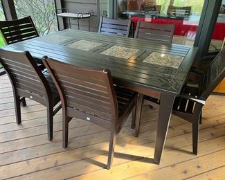 New River Table and Chairs