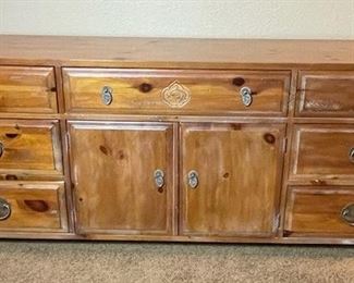 Henredon Chest of Drawers with Cabinet