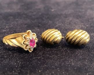 14 K Gold Cocktail Ring Earrings