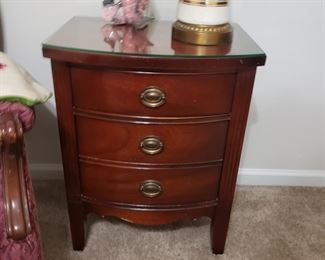 DIXIE side table w drawers