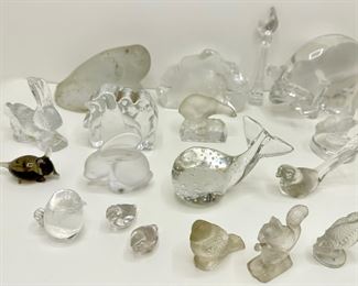 VIntage Hand Crafted Glass Animal Figurines (18 Pieces)
Lot #: 144