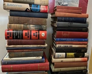 Vintage Books (over 40)
Lot #: 176