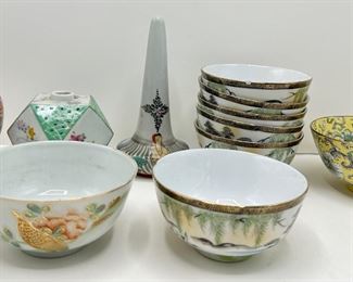 Set Vintage Asian Bowls & Assorted Asian Bowls & Vases (11 Piecess)
Lot #: 155