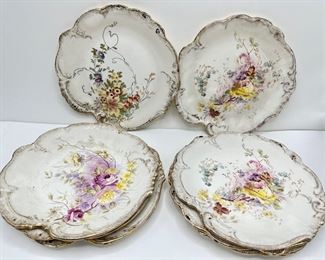 Set Vintage Royal Bonn Plates With Gold Accents, Germany (8 Pieces)
Lot #: 168