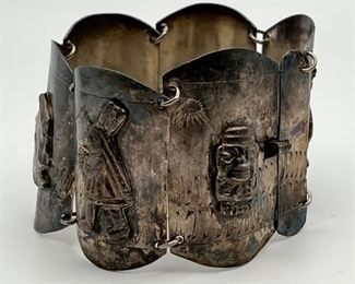 925 Silver Bracelet With Figures In Relief
