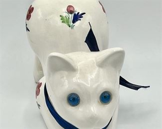 Alobaca Cat Figurine
