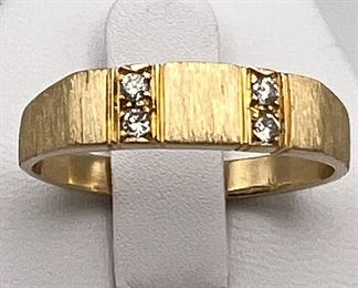 Heavy 14K Gold Ring With (4) Diamonds
