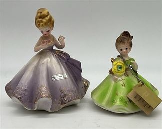 Josef Originals Vintage MCM Collectible Porcelain Figurines
Meg, from the First Formal series, is holding a dance card and wearing a wrist corsage