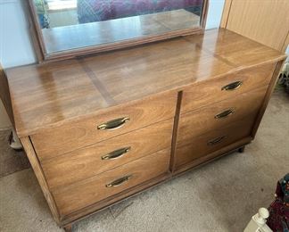 Kent Coffey 6 Drawer Mid Century Lowboy With Mirror
