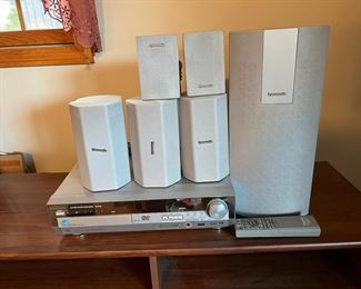 Panasonic SA-HT95 DVD Home Theater System
