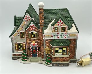 Santa’s Workbench Collection Classic Series Light Up House
