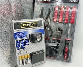 Task Force Pliers & Screwdriver Set And Defiant LED Headlamp
