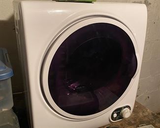 Magic Chef mini dryer 