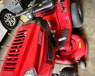 Craftsman riding road