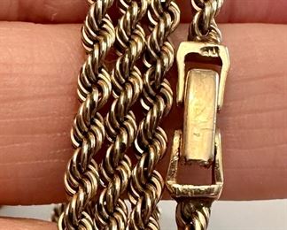 detail - great clasp - excellent men's chain