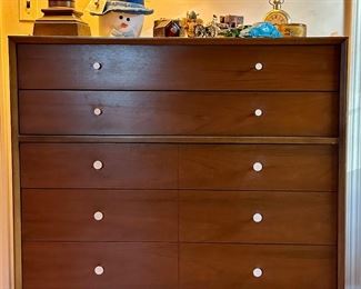 Harmony House MCM Bureau