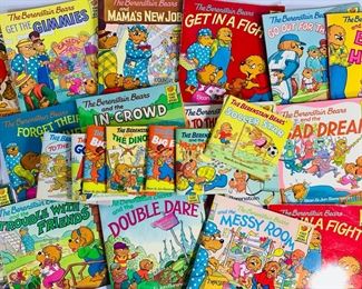 Huge Vintage 1980s Berenstein Bears From Random House New York Book Lot - 40 Books All in Great Condition, 8 Minibooks