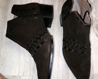 Donald Pliner brown suede ankle boots