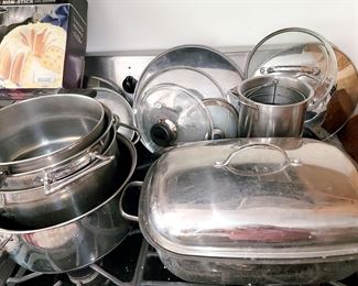 Stainless steel cookware