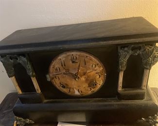 antique mantel clock
