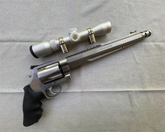 Smith & Wesson .460 XVR Performance Center revolver with Nikon 'Monarch' 2.5-8x28 scope