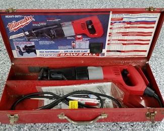 Milwaukee corded heavy duty reciprocating saw