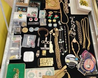 Lots of jewelery and watches