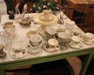 Cup & saucer collection 