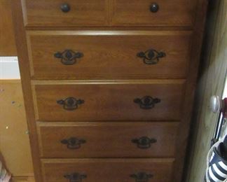 Nice chest of drawers.