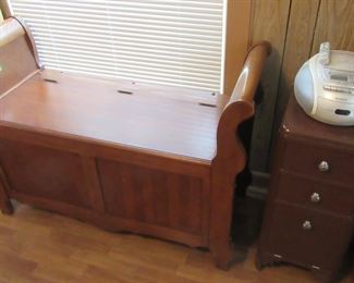 Deacon bench and small cabinet and Sony radio with remote.