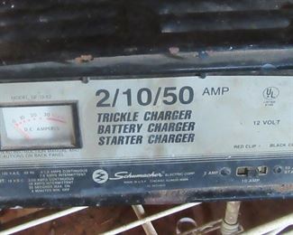 Small working battery charger.