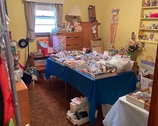Craft, Sewing, Vintage Buttons, Scrapbooking Easter Room and so much more