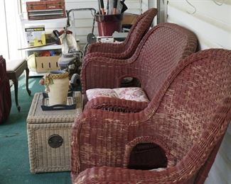 vintage wicker loveseat and chairs