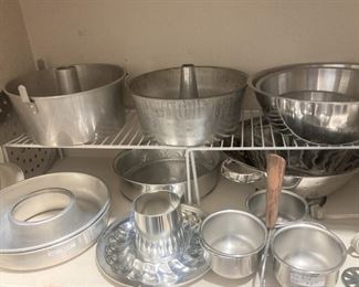 Baking pans