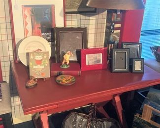 Red table (doubles in size)