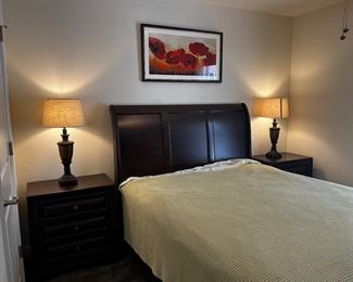 Queen bedroom set - night stands and dresser match Master bedroom set