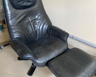 danish leather chair