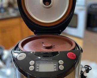 Cook Co. clay pot pressure cooker