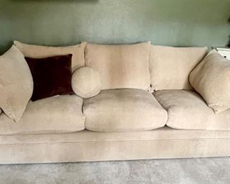 Kreiss sofa - excellent condition