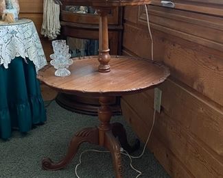 Two Tier Accent Table 