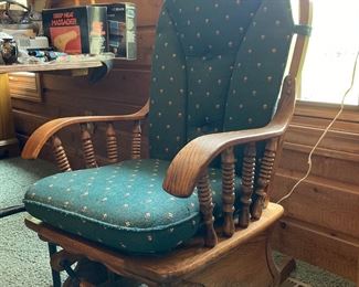 Wood Rocking Chair 