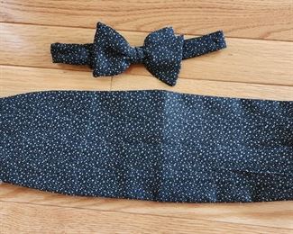 Looking for my Tux....its here somewhere 