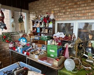 Several Lamps, lampshades, Christmas (including some vintage Christmas)