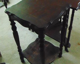 Square table