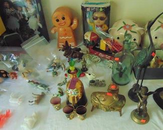 A mix of items (items sold separately)