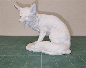 RC2027 Kaiser Wolf Porcelain Figurine Made in Germany https://www.ebay.com/str/agesagoestatesales