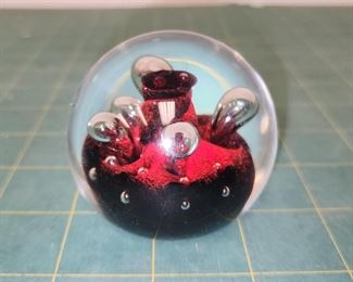 RC9085 VTG Caithness Scotland Miniature Moonflower Art Paperweight https://www.ebay.com/str/agesagoestatesales