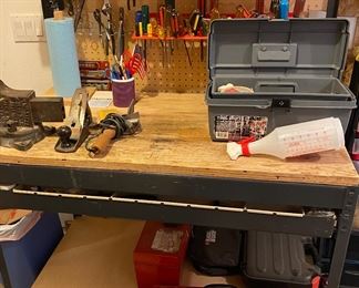 Tool bench 
